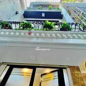 SIÊU MẪU CHÂN DÀI LÊ TRỌNG TẤN THANH XUÂN, VÒNG HẬU NỞ NANG, 50m, HƠN 8 TỶ